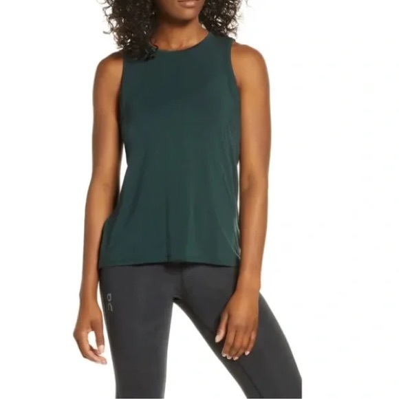 On Running Tops - 🎉LAST CALL🎉 On Running Active Tank Keyhole Ivy Green Sleeveless Top L